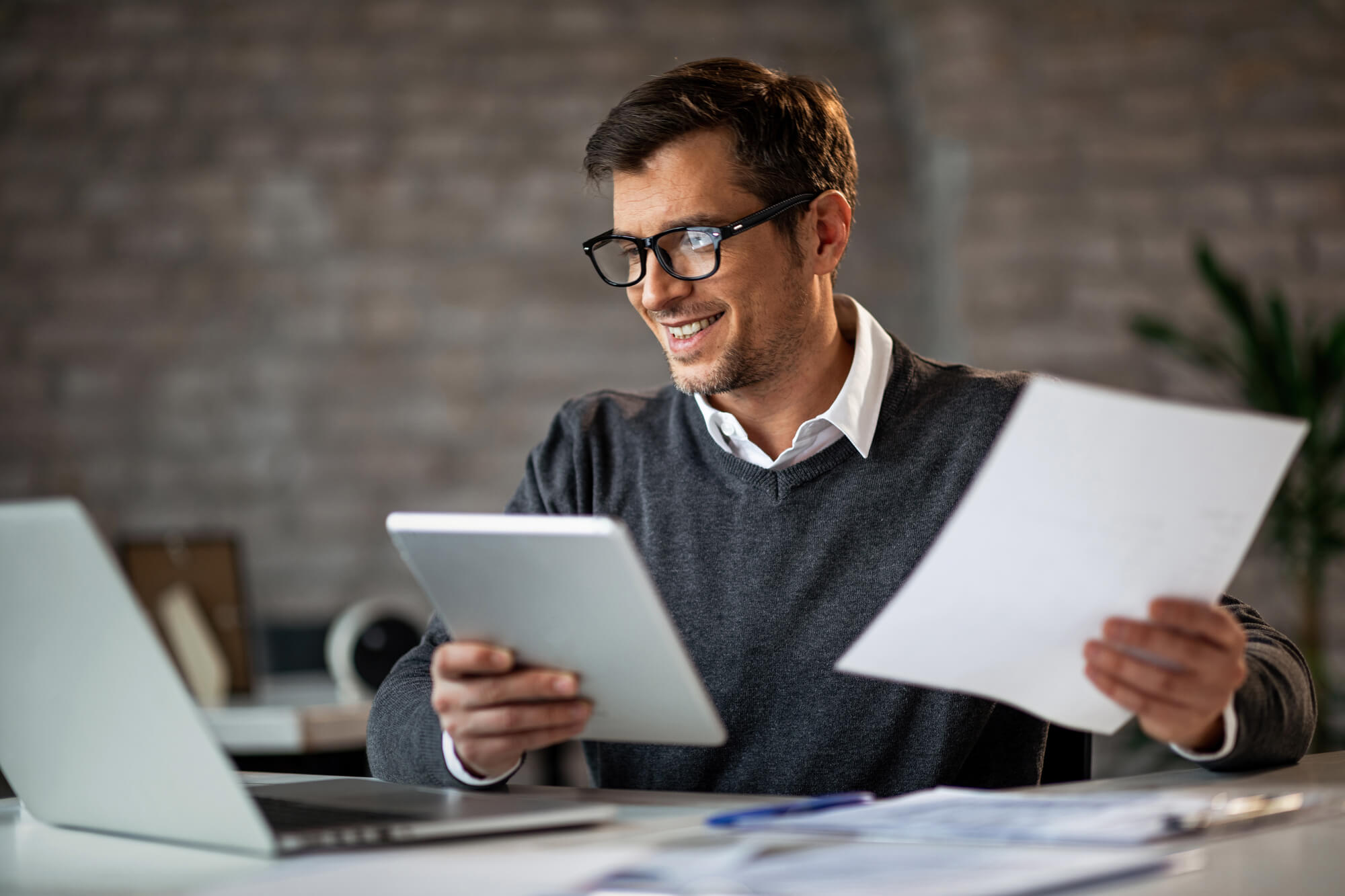 benefícios sistema e CRM imobiliário para corretores de imóveis 